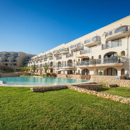 Skyview Penthouse With Pool, Sunsets And Bbq Area