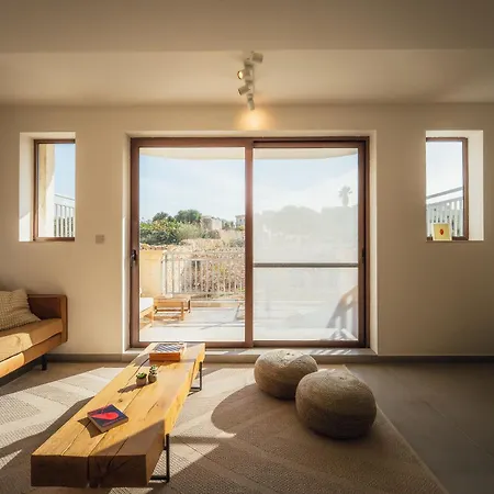 Skyview Penthouse With Pool, Sunsets And Bbq Area Apartament Qala