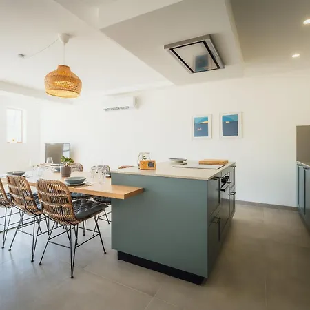 Skyview Penthouse With Pool, Sunsets And Bbq Area Apartament