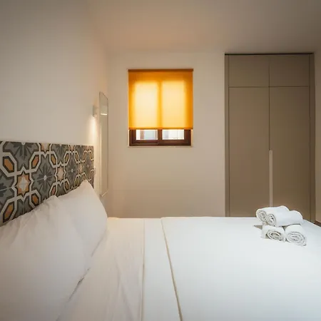 Apartament Skyview Penthouse With Pool, Sunsets And Bbq Area Qala