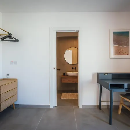 Skyview Penthouse With Pool, Sunsets And Bbq Area