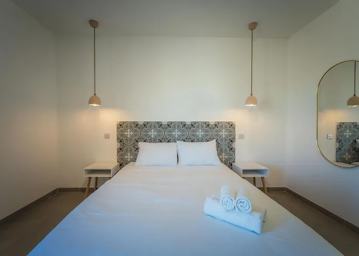 Skyview Penthouse With Pool, Sunsets And Bbq Area Qala