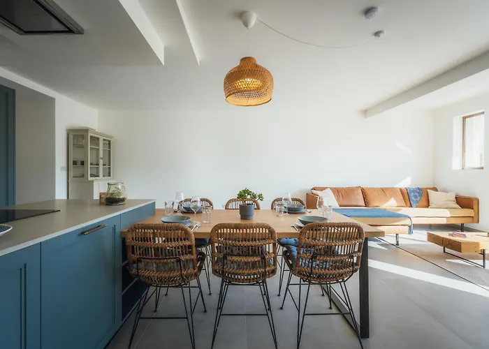 Apartment Skyview Penthouse With Pool, Sunsets And Bbq Area