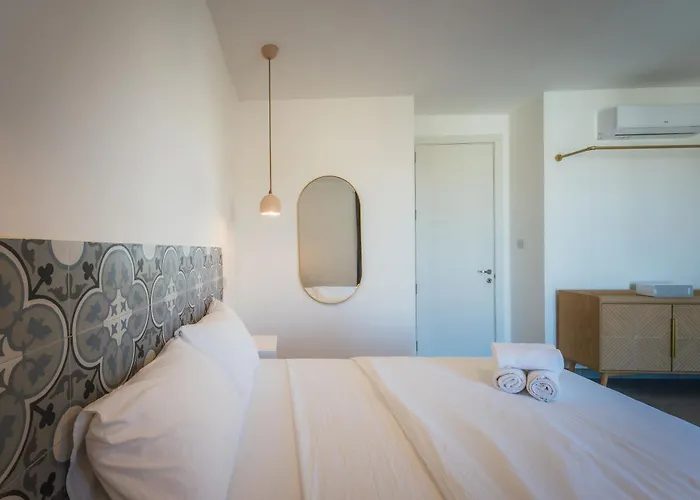 Skyview Penthouse With Pool, Sunsets And Bbq Area