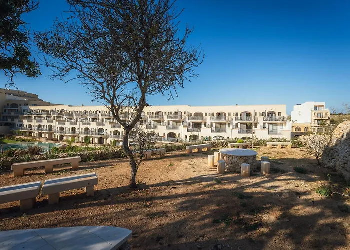 Skyview Penthouse With Pool, Sunsets And Bbq Area