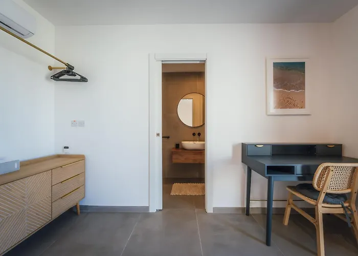 Skyview Penthouse With Pool, Sunsets And Bbq Area