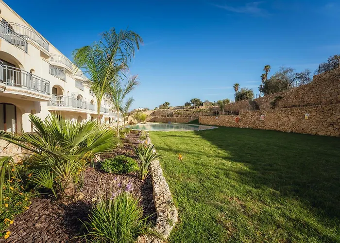 Skyview Penthouse With Pool, Sunsets And Bbq Area